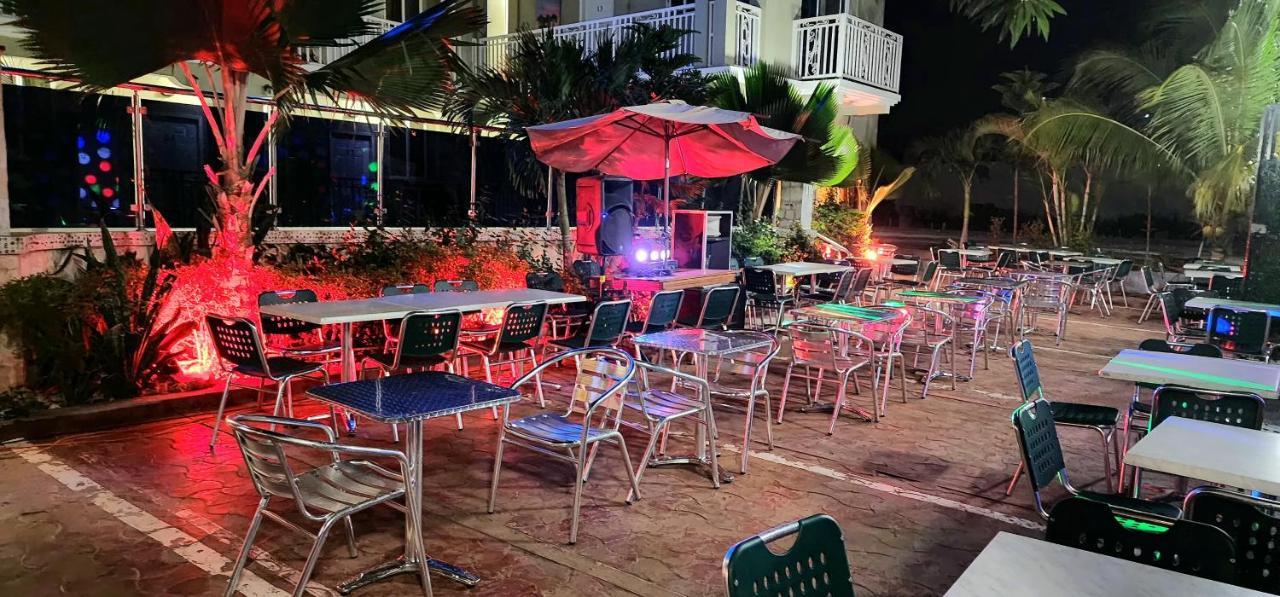 Three Kings Hotel Vertieres Exterior photo