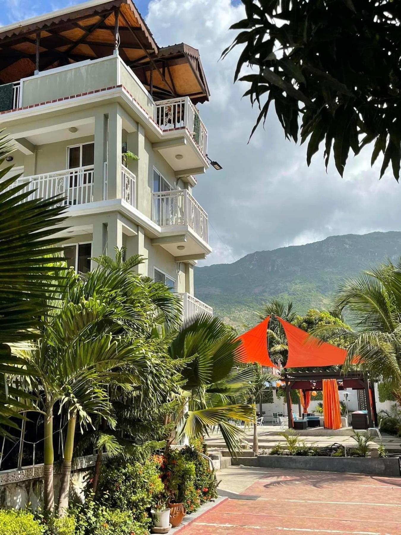 Three Kings Hotel Vertieres Exterior photo